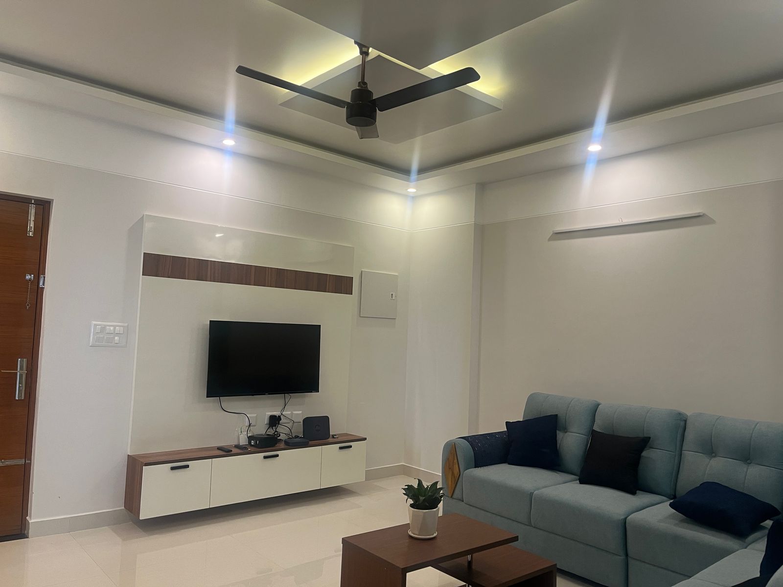 BEST SERVICED APARTMENTS IN TECHNOPARK - Tap to explore photos