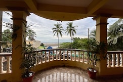 Thomas Ashwem x One Light Stays, Goa