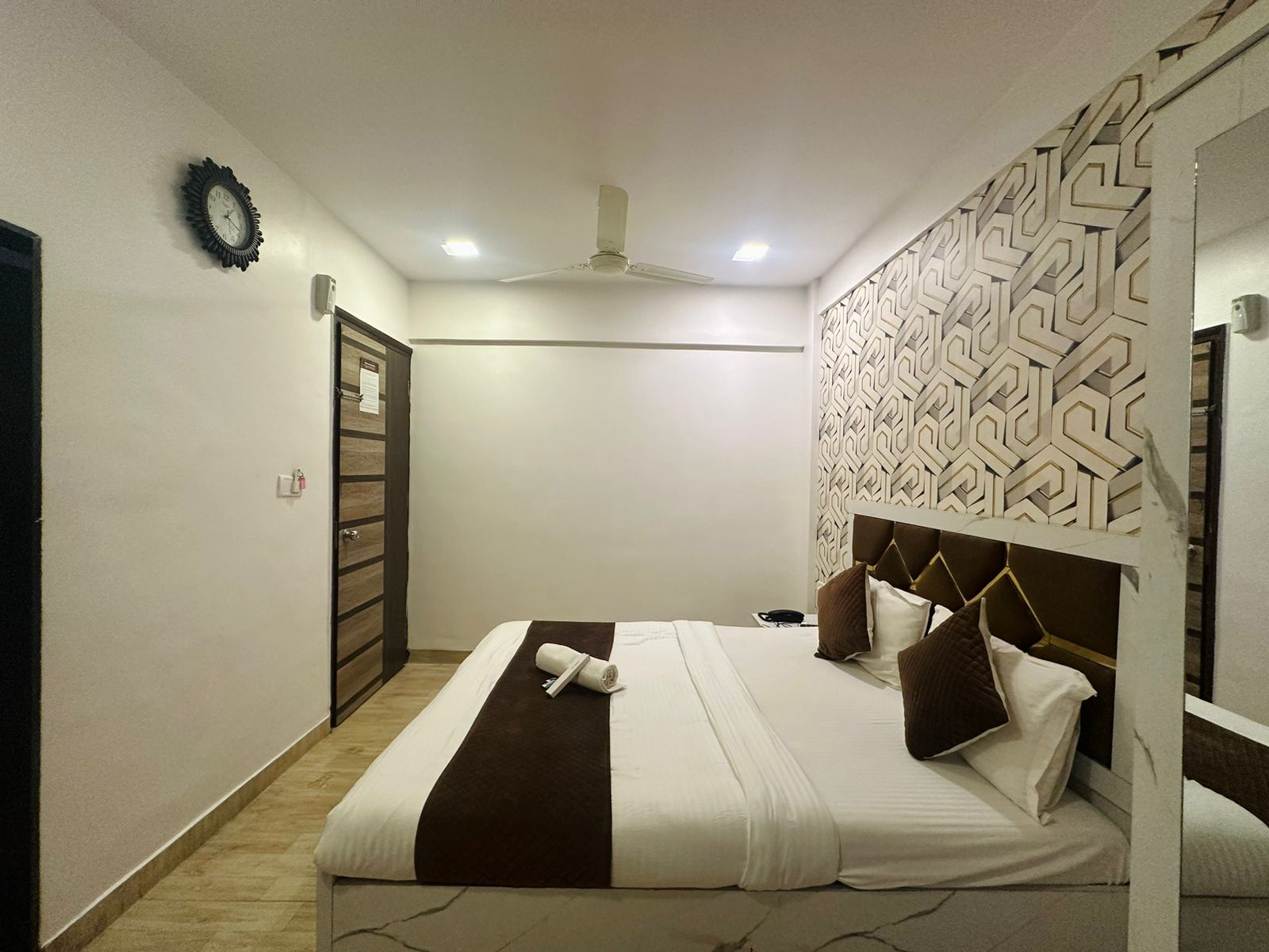 Mini residency by Astha Home | Apartment 3