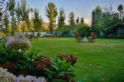 Hotel Taj Residency, Srinagar