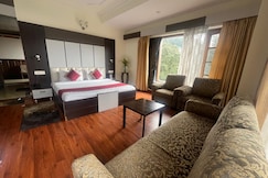 Hotel Dalhousie Heights Paradise, Pathankot