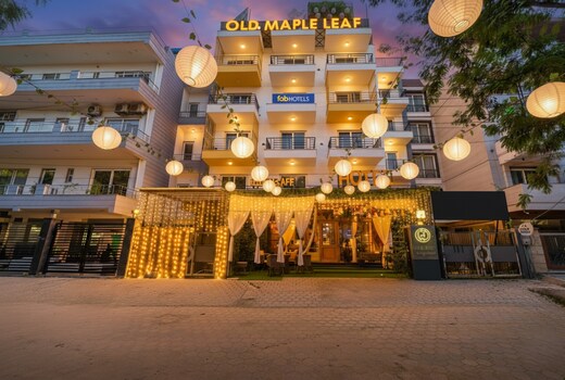Fabhotel Old Maple Leaf- Golf Course Road & Sector 27