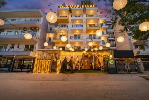 Fabhotel Old Maple Leaf- Golf Course Road & Sector 27