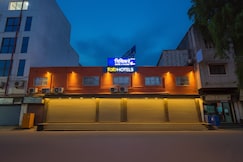 FabHotel Nidhivan - Nr.Sarvottam The Restaurant (250M), Surat