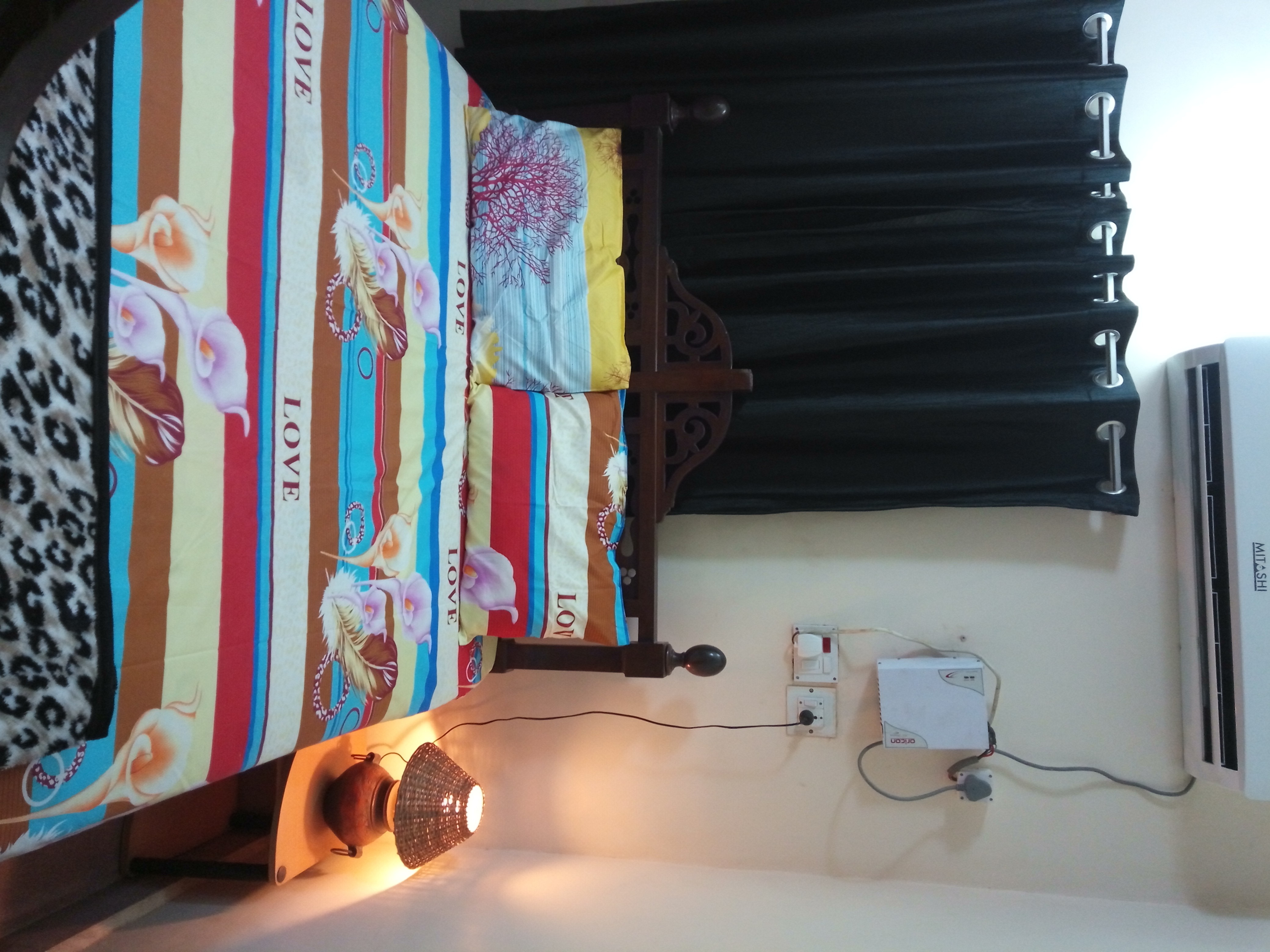SHALOM VILLA, BRYAN'S HOMESTAY - Tap to explore photos