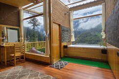 Peaks N Valley Stays 2 Jibhi, Banjar