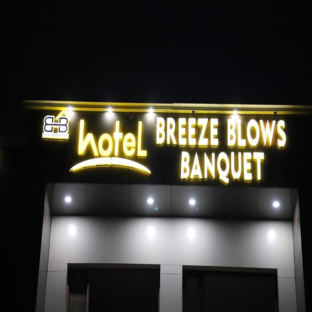HOTEL BREEZE BLOWS AND RESORT - Tap to explore photos