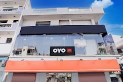 Hotel O by OYO AK CONTINENTAL, Delhi