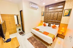 Hotel Avenue, Ahmedabad