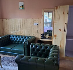 Premium Room with Valley View