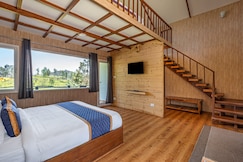 Wattle Grove 1BR Luxury Sunshine Cabin, Coonoor