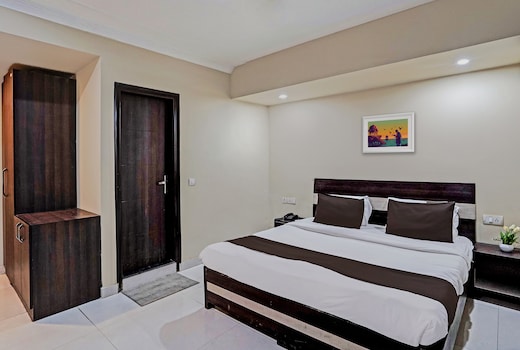 Collection O Akshay Hotel