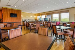 BEST WESTERN SHEPHERDSVILLE, Floyd, Indiana