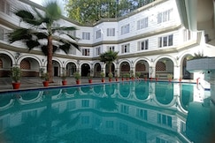 Grand Continental Hotel, Prayagraj