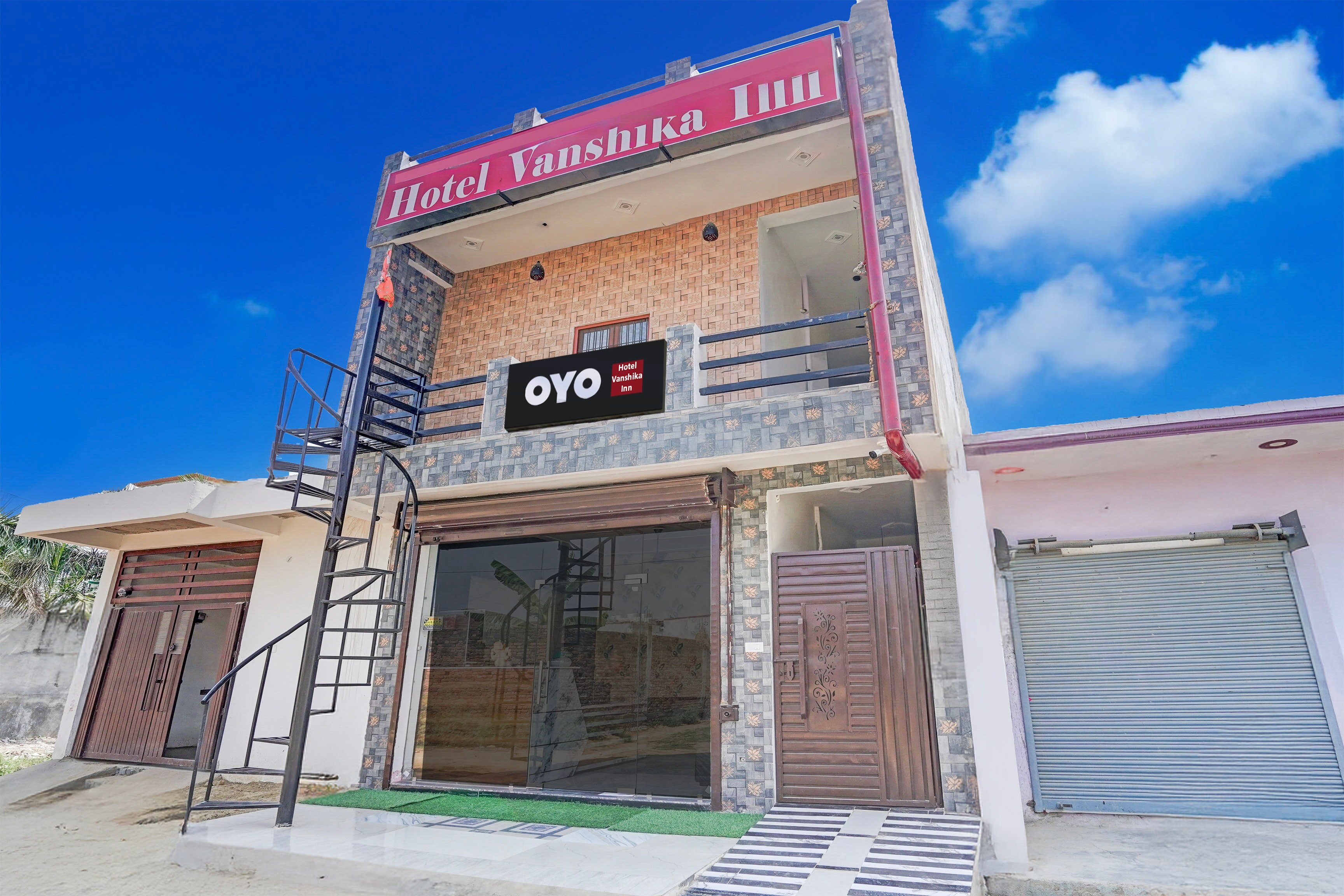 Hotel O Vanshika Inn - Tap to explore photos