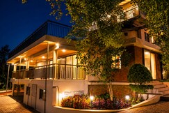 Sunset Luxury Nature Retreat, Nashik
