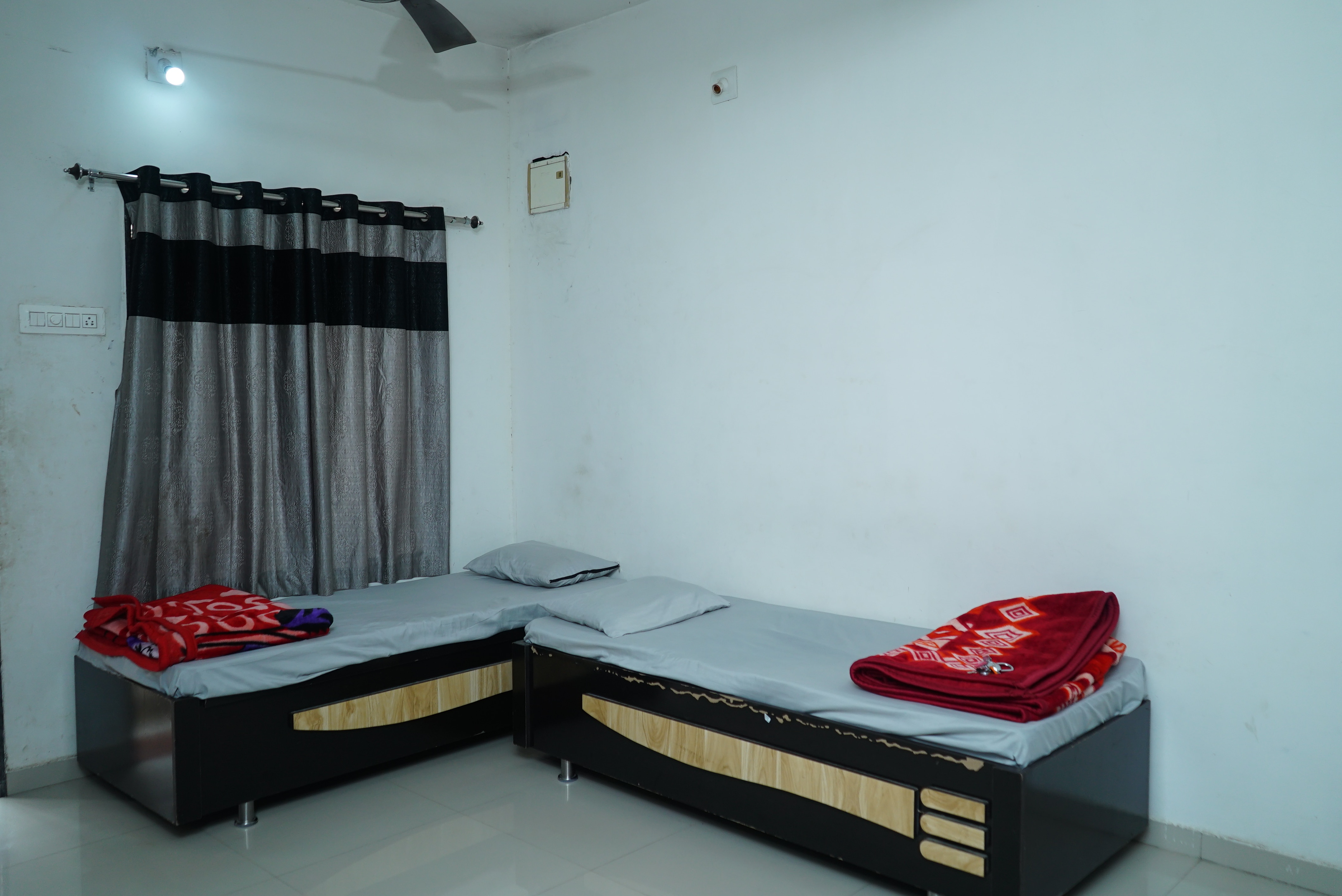 Madhav homestay - Tap to explore photos