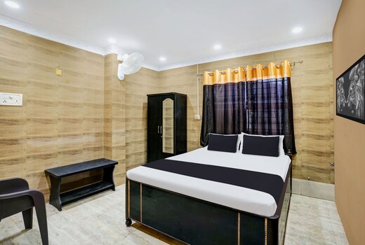 Hotel O Shyama Palace