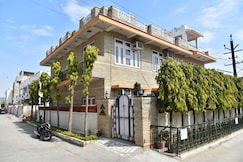 Roots - Pampered stay, Jaipur