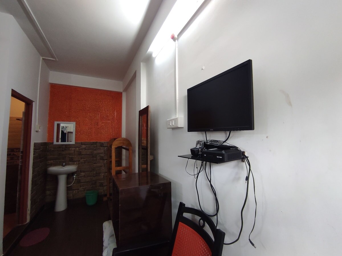 Homocation Bora's Homestay - Tap to explore photos