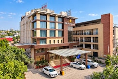 The Pearl Grand, Dehradun