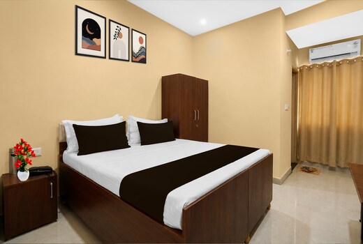 Townhouse Defence Colony Noida