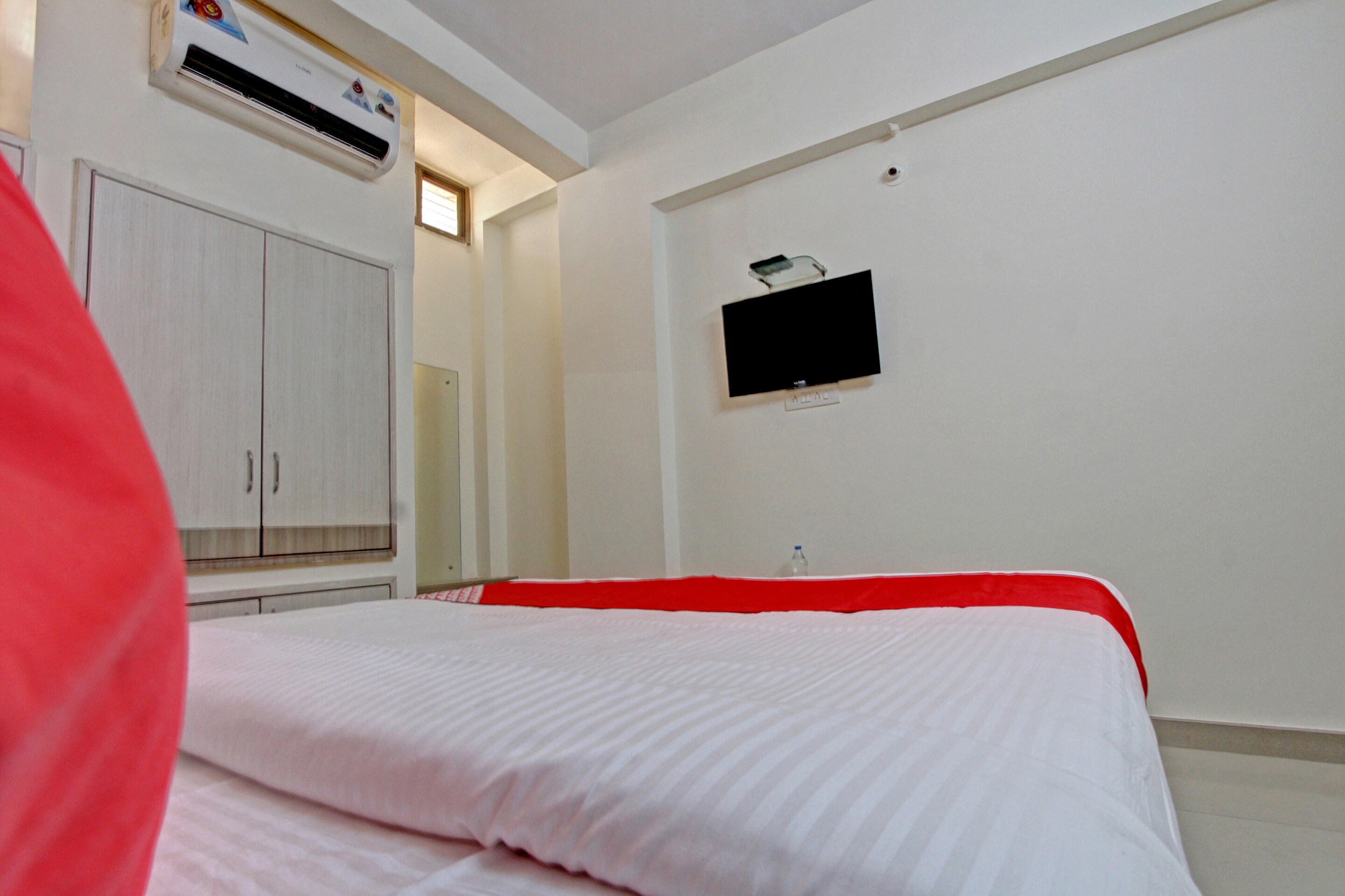 Hotel O Hirapura Gulbarga formerly Seeri Lodge - Tap to explore photos