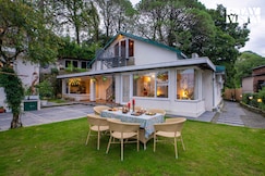 StayVista at Cedarwood @ Ellis Ville, Kasauli