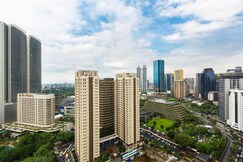 Ortigas CBD Near Business & Shopping Hubs, Metro Manila