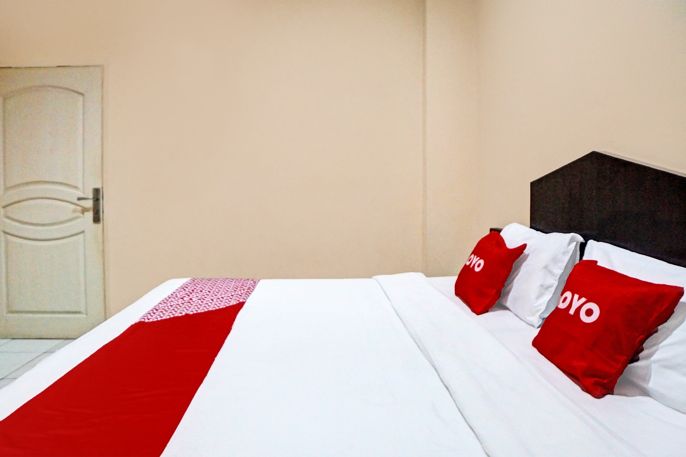 Hotel O Medan City Near Lapangan Benteng Formerly Ralica Residence - Tap to explore photos