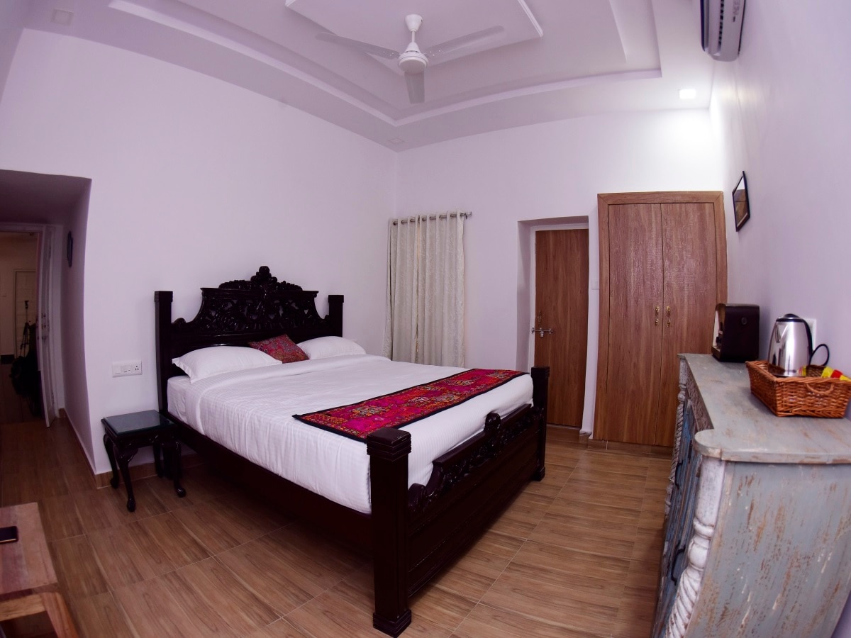 Hotel Mewarts Udaipur - Tap to explore photos