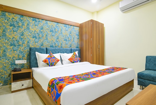 FabHotel Grand Giriraj
