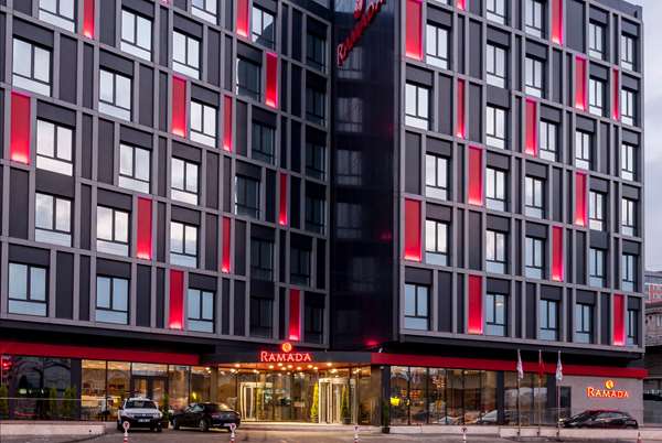 Ramada by Wyndham Istanbul Alibeykoy - Tap to explore photos