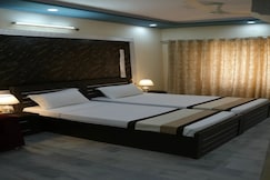 Apart Wood Stay, Lucknow