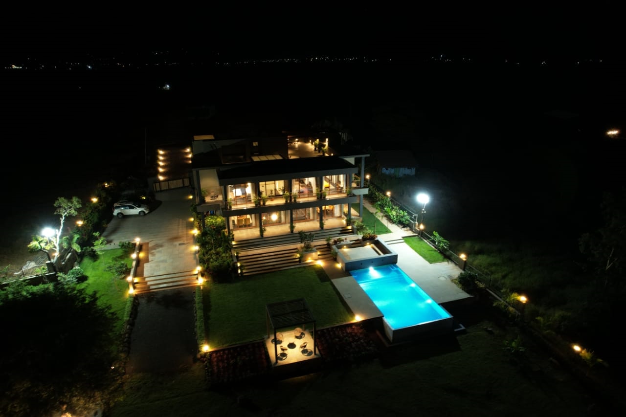 Devlata 4BHK Luxurious Villa - Tap to explore photos