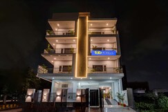 FabHotel The Glampoint, Noida