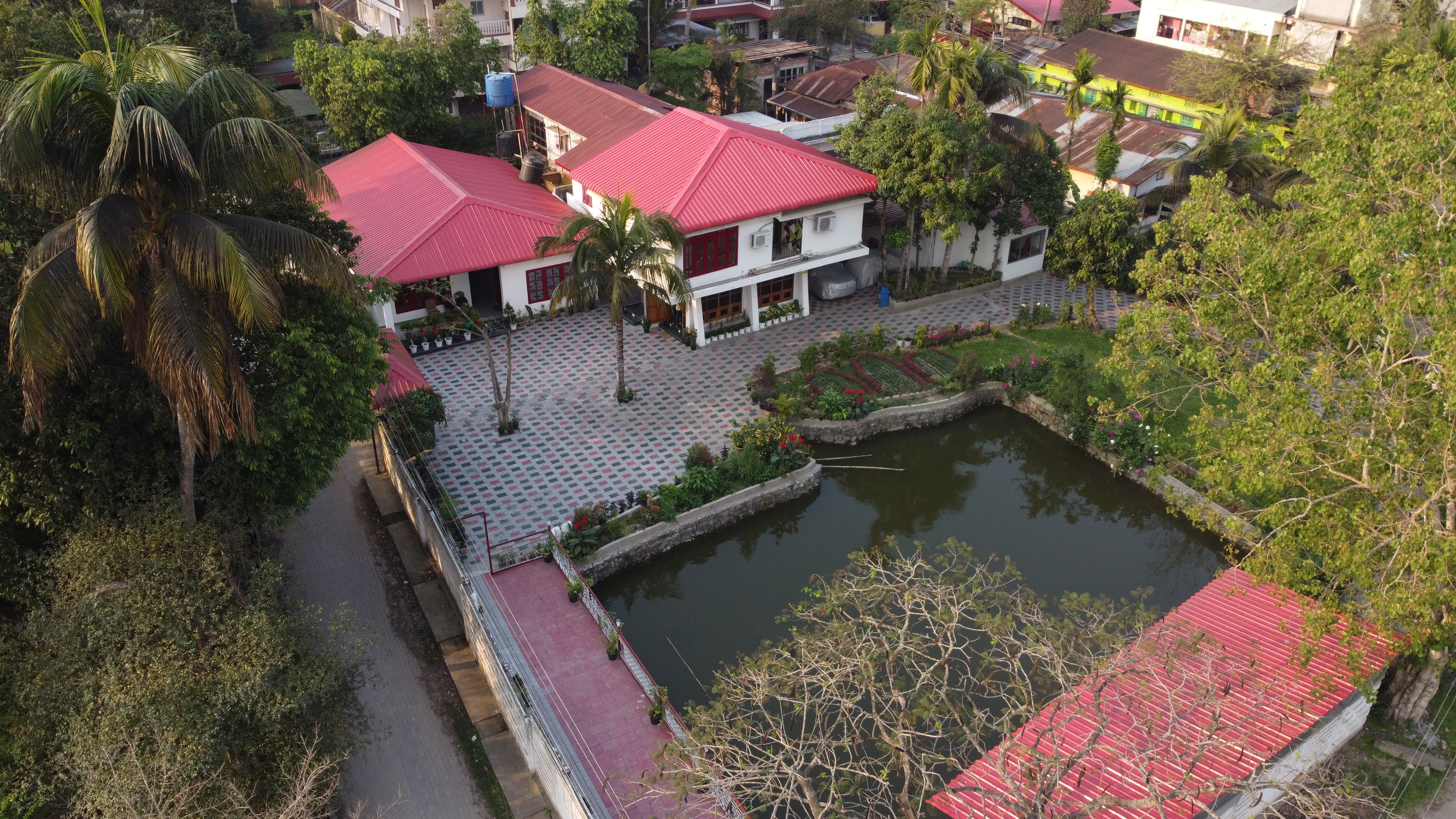 Hotel Serene Park - Tap to explore photos