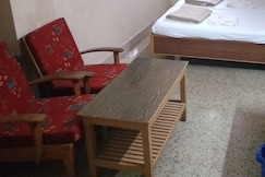 THE HOTEL KARTHIK, Thanjavur