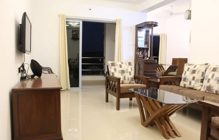 2BR Holiday Home w/ pool overlooking Siolim river - Tap to explore photos