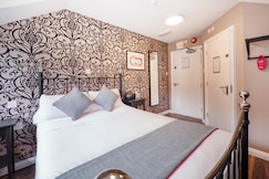 OYO The Oak Baginton, Warwickshire