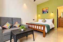 VAR Blue Haus 1 AC 1 Room 8 min walk beach, Varkala
