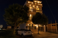 Casa Rosa | 1st Flr 2BHK | 2 mins from TATA Cancer Hospital, Chandigarh
