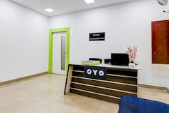 Hotel O The Starlight, Kolkata