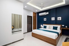 Collection O Blue Shine, Jaipur