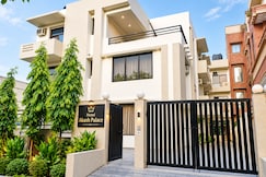 Hotel Akash Palace, Noida