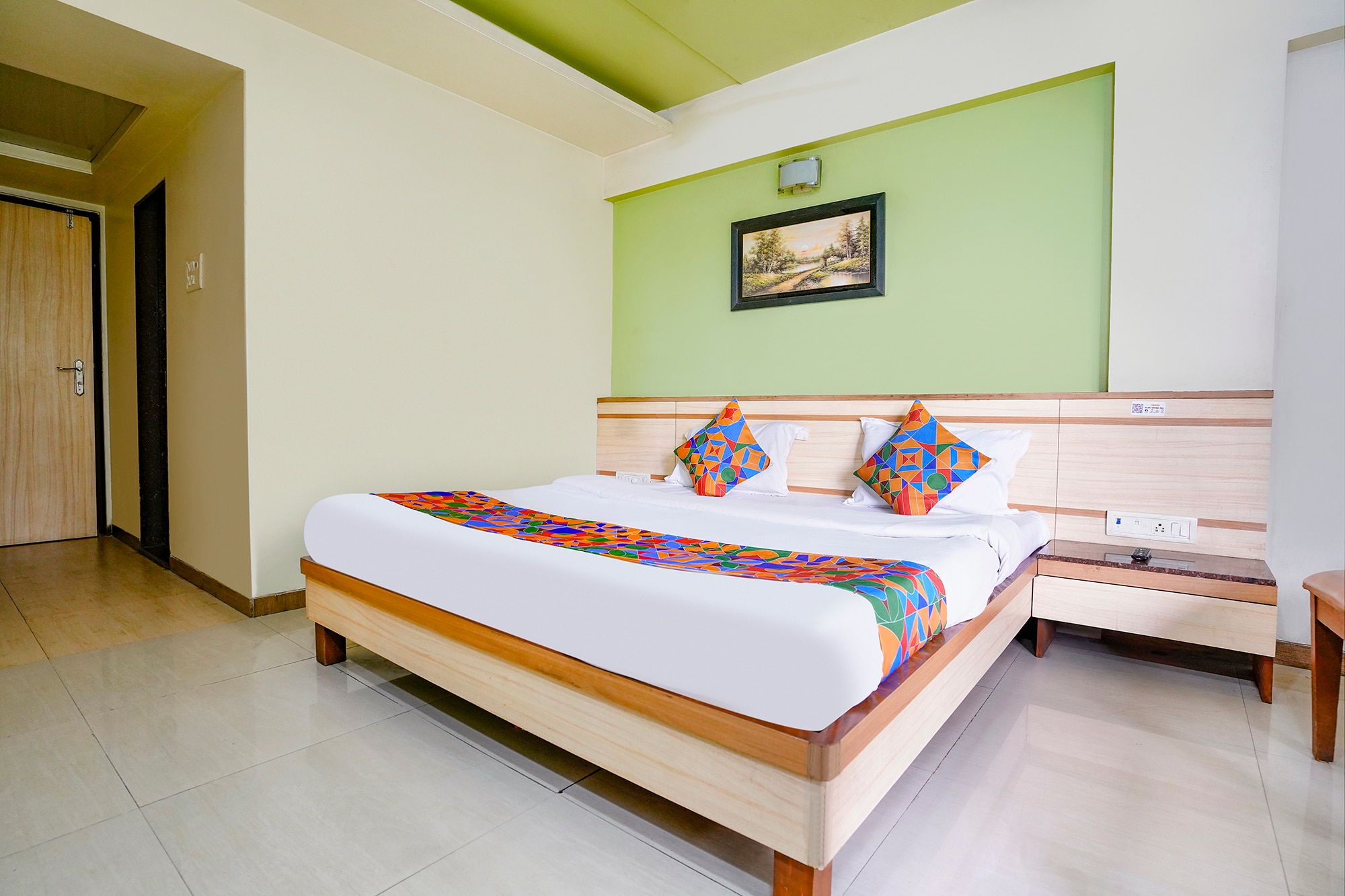 FabHotel Guru Heritage - Tap to explore photos