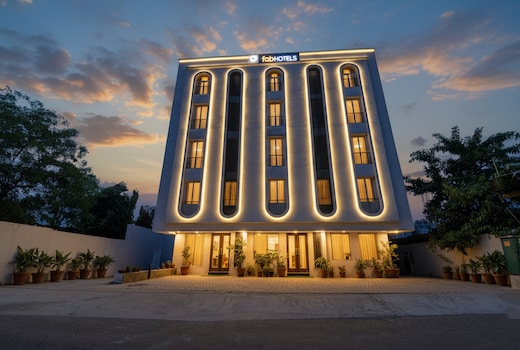 FabHotel Shiv Mahima