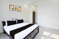 Hotel O Madhuram Lodge, Karimnagar