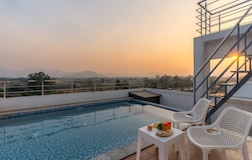 Swimming Pool 1