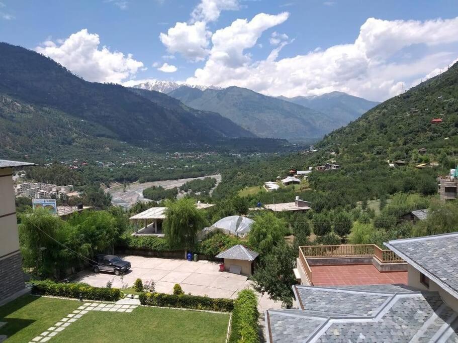 Rental unit in Kais    New   2 bedrooms   3 beds   2 bathrooms - Tap to explore photos